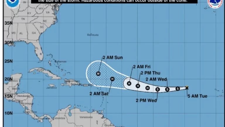 Tormenta Erin se fortalecerá y se convertirá en huracán
