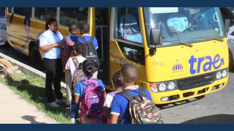 El Gobierno apoyará colegios establezcan transporte escolar