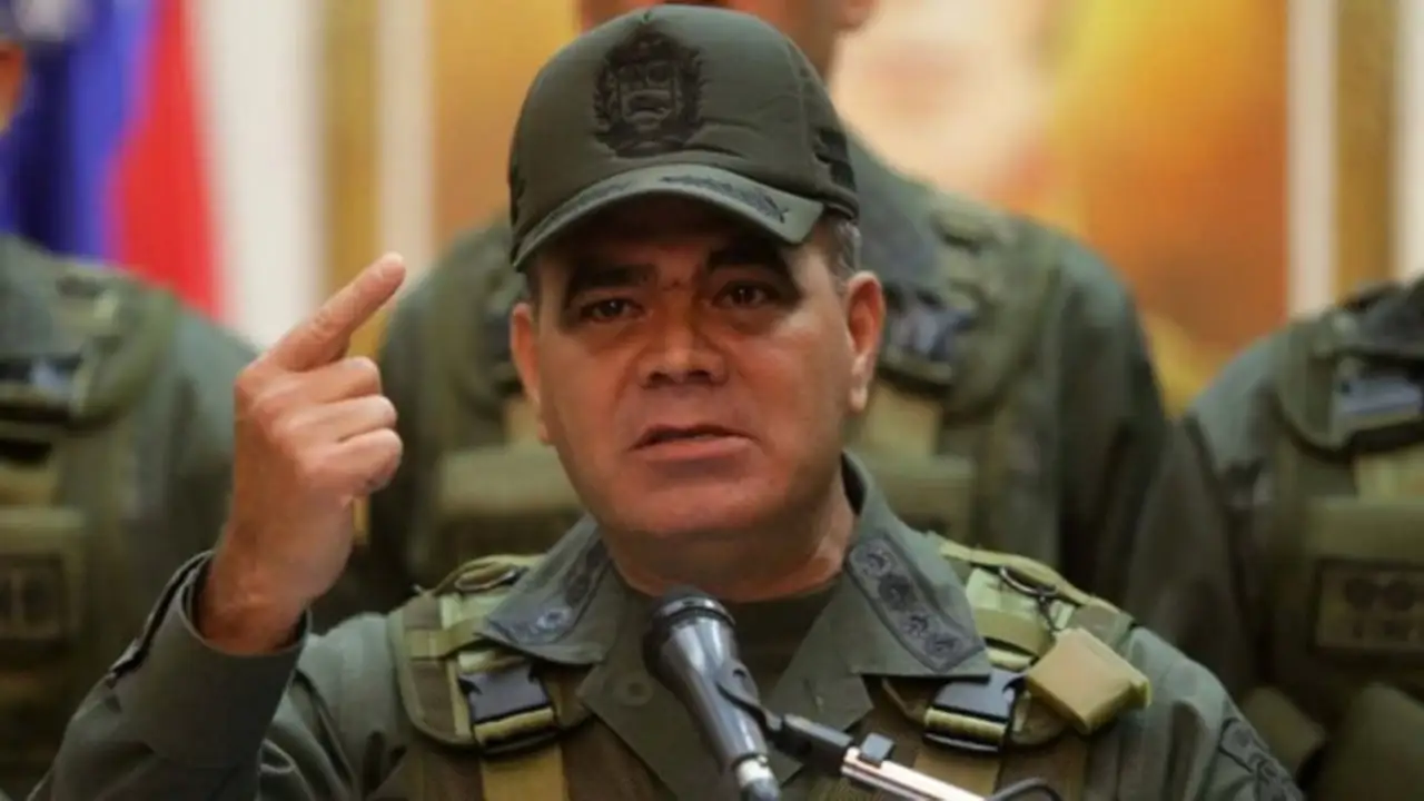 Padrino advierte que lucharán si EEUU pone un pie en Venezuela 1 Vladimir Padrino. (foto tomada del Almomento.net)