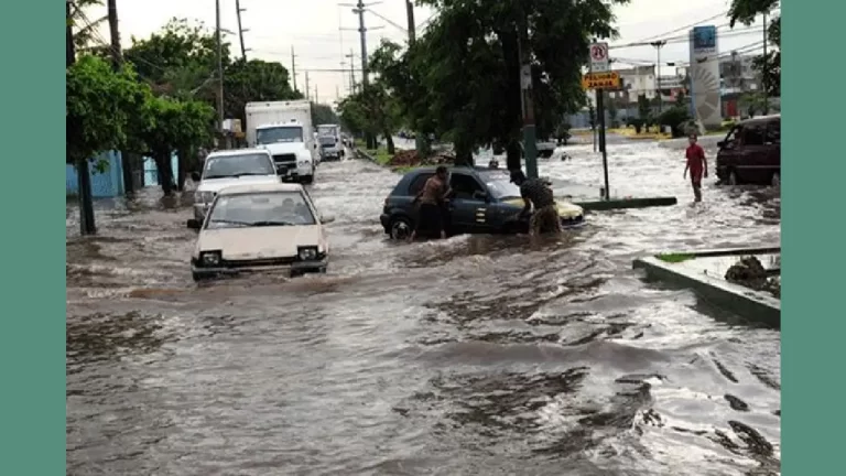 Aumentan a 4 mil los evacuados en Rep. Dominicana por lluvias. (Foto: Almomento.net)