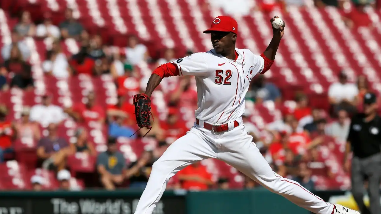 Reiver Sanmartín vendrá con el Licey esta temporada 1 Lanzador Reiver Sanmartín
