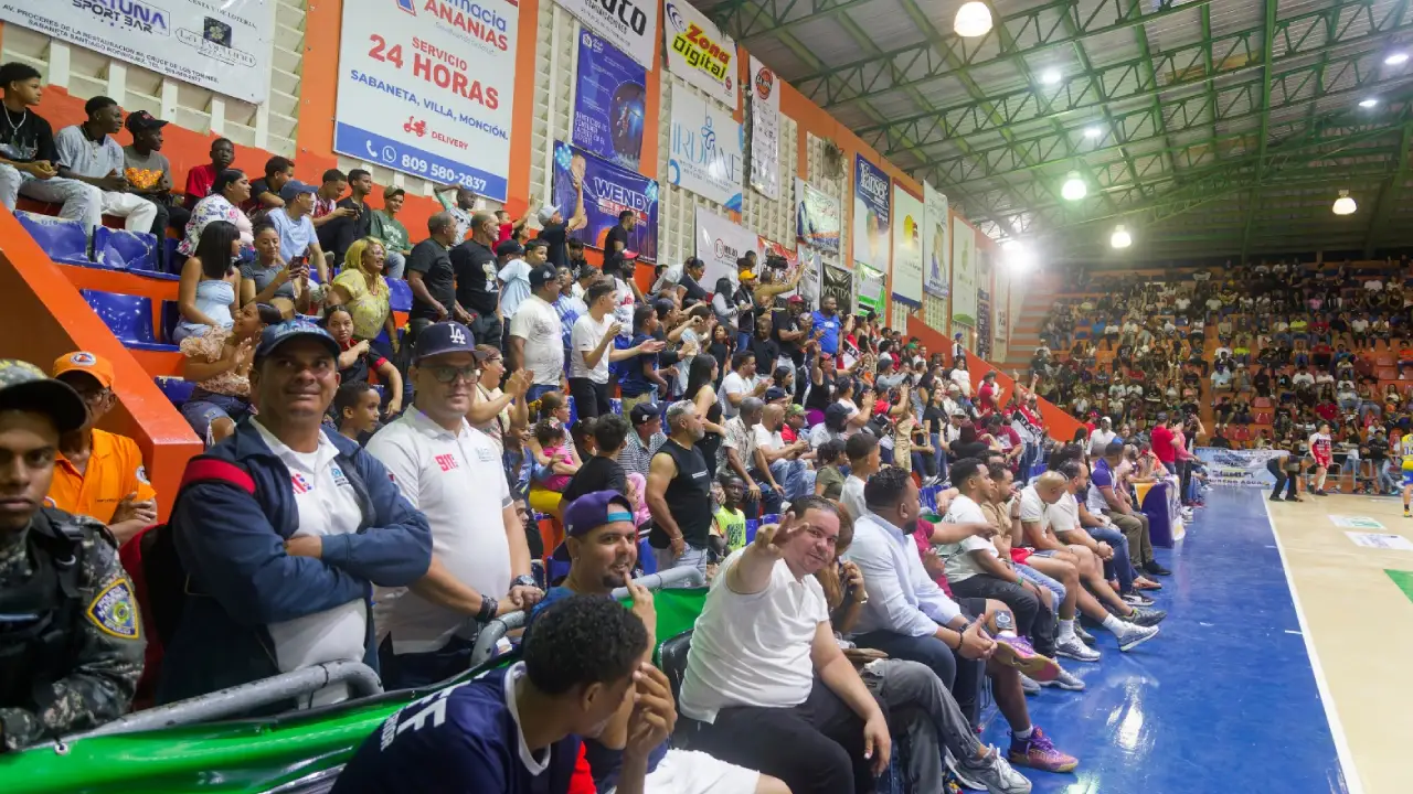 La Joya apabulla al Club El Sueño: sella su pase a la final con el CPA 2 La Joya apabulla al Club El Sueño. - público en el polideportivo José "Chachito" Carrasco. |