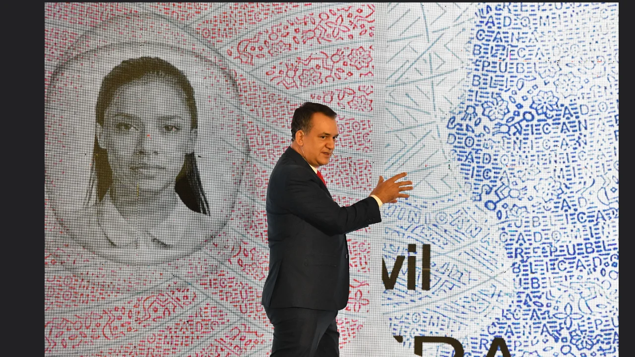La JCE concentra la información sobre la cédula de identidad, su conformación y entrega 2 Algunas caracteristica de la nueva cédula.
