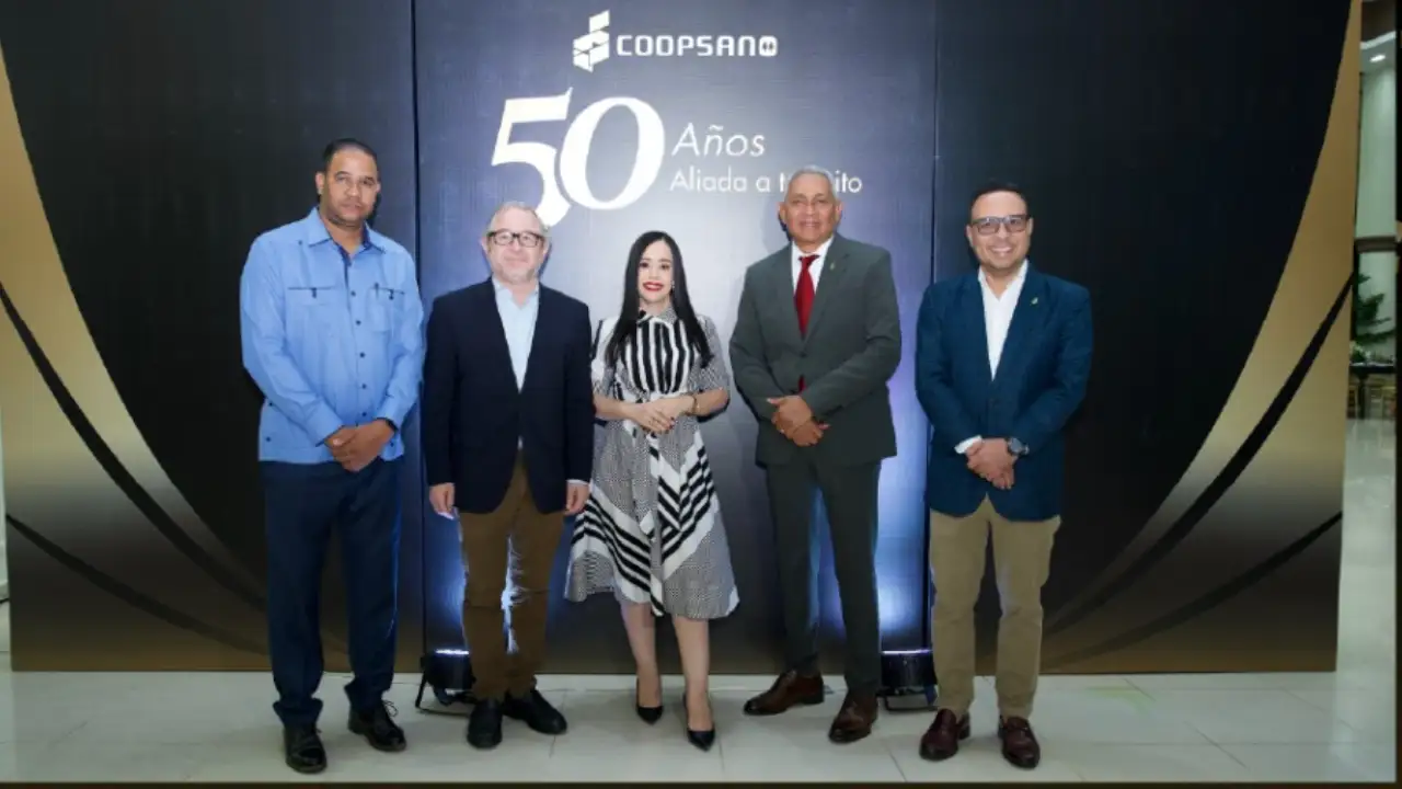 Coopsano en el marco de su 50 Aniversario realizó Magistral Conferencia sobre Desarrollo Productivo Regional 1 Coopsano en el marco de su 50 Aniversario realizó Magistral Conferencia sobre Desarrollo Productivo Regional
