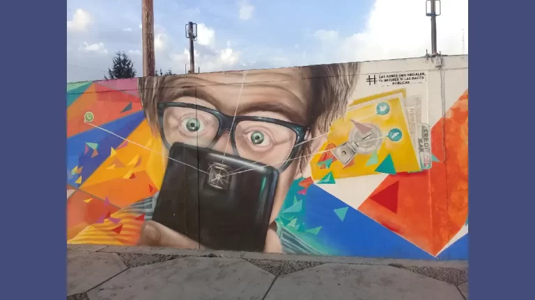 Australia prohíbe el uso de redes sociales a menores de 16 años: una decisión histórica que divide opiniones. | Foto: Isaacvp / commons.wikimedia.org