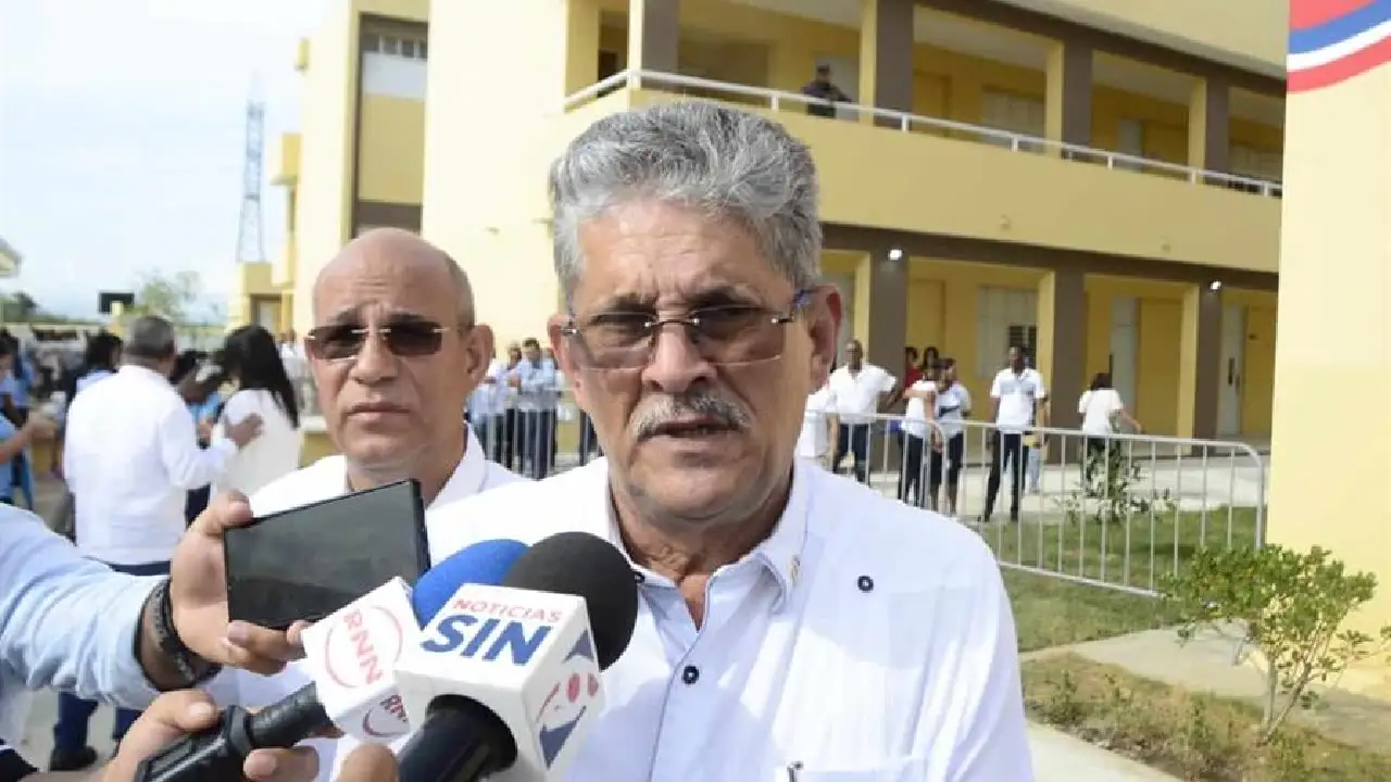 El director regional de Educación en la provincia Santiago, Pedro Pablo Marte. (DIARIO LIBRE/ CÉSAR JIMÉNEZ)