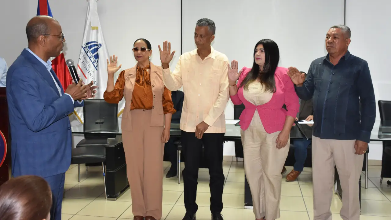 Juramentan nuevas directivas del CDP y el SNTP en Santiago Rodríguez 3 periodista