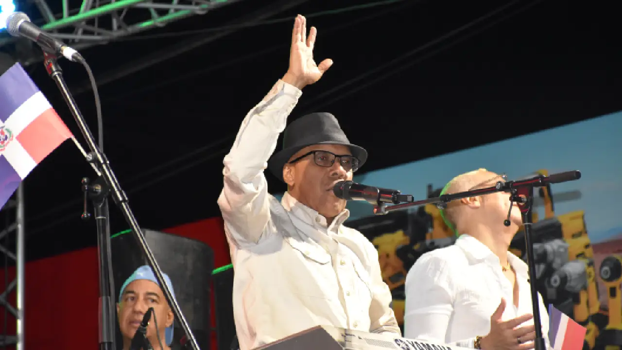 Orlando se presentó en Santiago Rodríguez