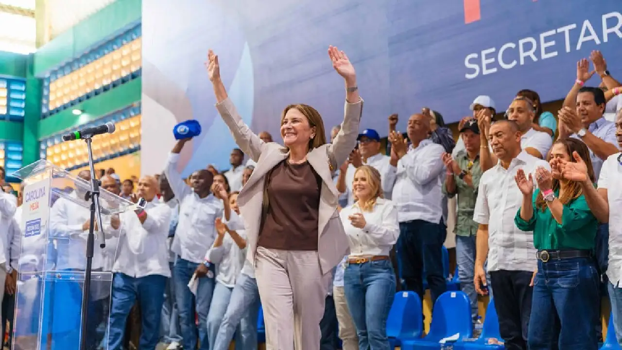 Carolina Mejía proyecta liderazgo femenino rumbo al 2028: “La República Dominicana está preparada para una mujer presidenta” 1 Carolina Mejía en la Romana