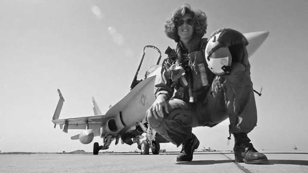 Tammie Jo Shults: la expiloto militar que evitó una tragedia aérea en Estados Unidos 2 Tammie Jo Shults