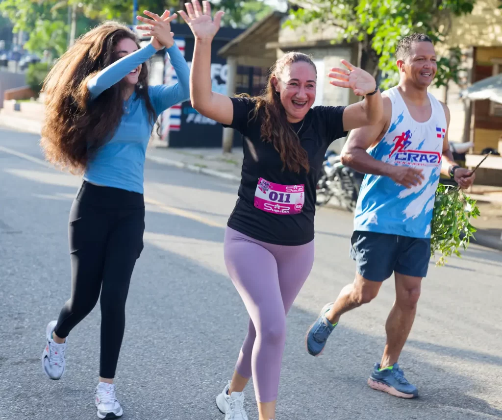 Celebran con éxito la IV versión del 5K de Madres 2026 en Santiago Rodríguez 4 5K de Madres 2026
