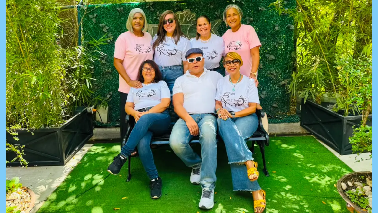 Mujeres de Roca y Tinta recibe un reconocimiento por el Taller literario Virgilio Díaz Grullón 4 Mujeres de Roca y Tinta