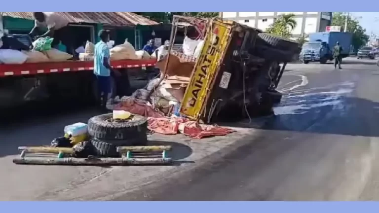 camión averiado en Dajabón