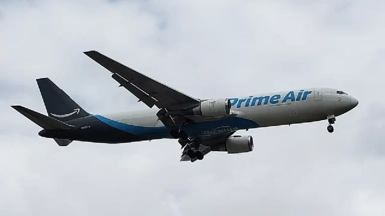 Avión de Amazon
