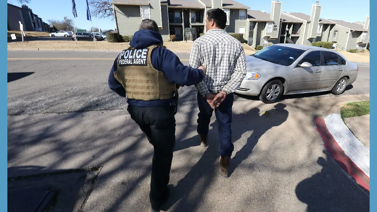 Arrestos de ICE