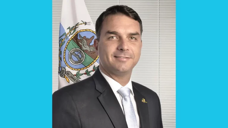 Lula califica de vergonzosa salida de Flávio Bolsonaro hacia Estados Unidos 1 Flávio Bolsonaro