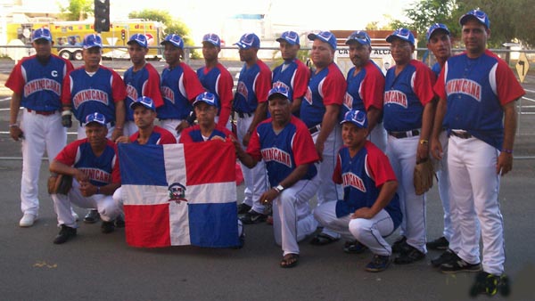 Elvis Equipo Dominicana 1