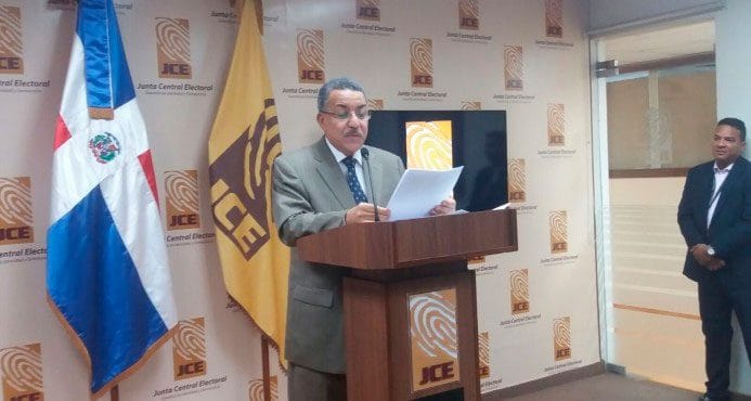 JCE ofrece resultados definitivos en nivel congresual en 21 provincias
