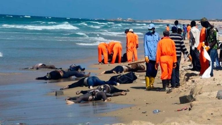 Recuperan 17 cadáveres en nuevos rescates de inmigrantes en el Mediterráneo