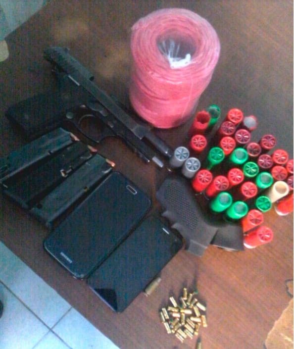 PN encuentra armas en allanamiento 2 PN encuentra armas en allanamiento