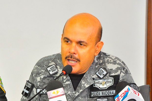 Jefe PN en Santiago envía mensaje "A los antisociales que los enfrenten pasarán a mejor vida" 3 Jefe PN en Santiago envía mensaje «A los antisociales que los enfrenten pasarán a mejor vida»