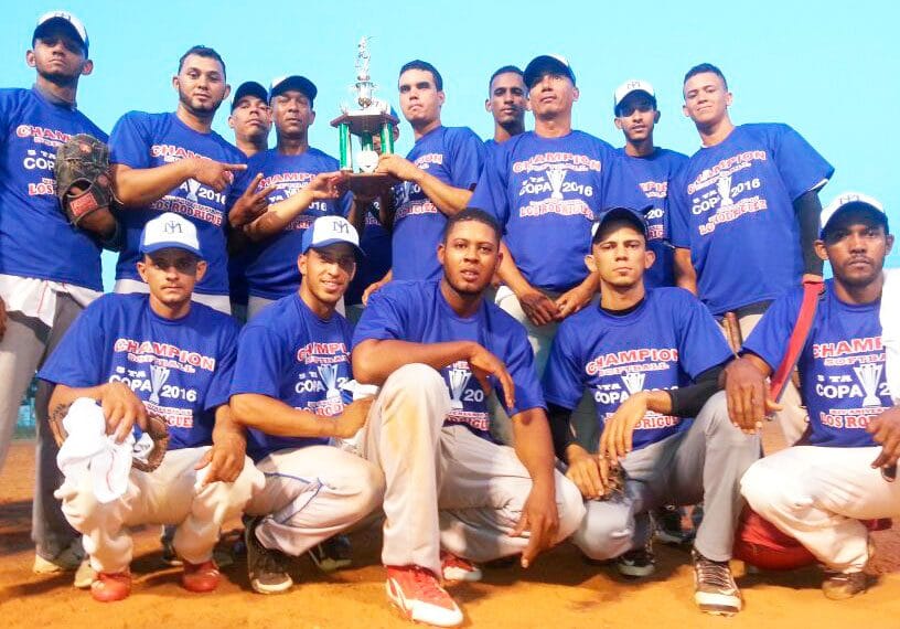 Softbol Mata Jobo campeon Moncion 2016 FE