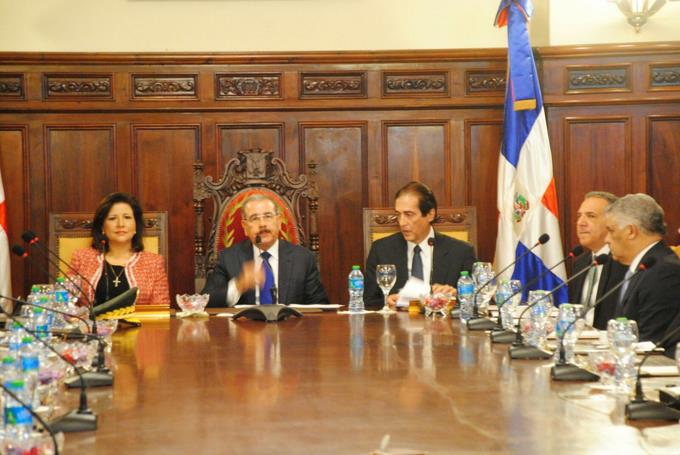 Aprueban proyecto de presupuesto del Estado de 711,399 mil millones de pesos