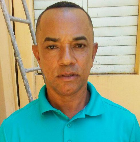 Cura Párroco entrega supuesto asesino