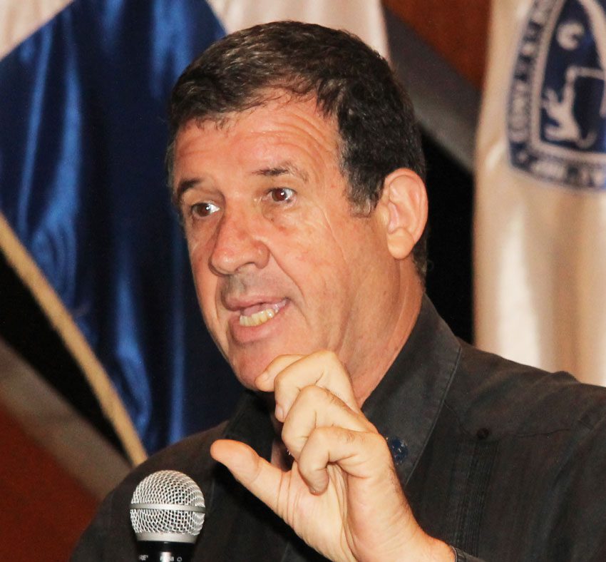 Angel Ruiz Benzan Carne de la Pasion 1