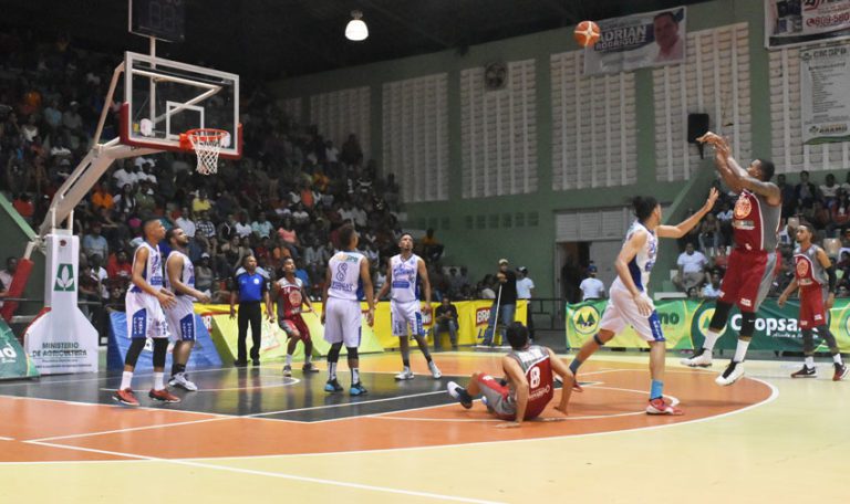 Club Moisés Genere gana primer partido
