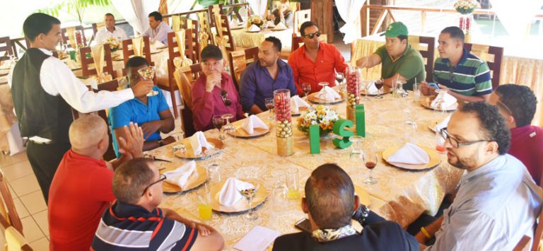 Industria San Miguel celebra encuentro con comunicadores