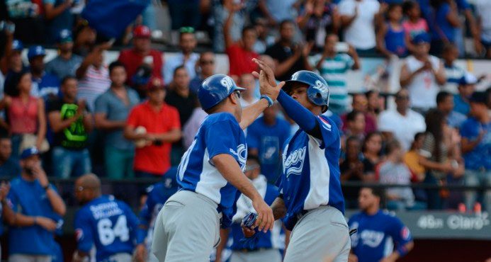 Tigres del Licey vuelven a empatar serie final 1 Sergio Alcantara Licey juego 4 2017 FE