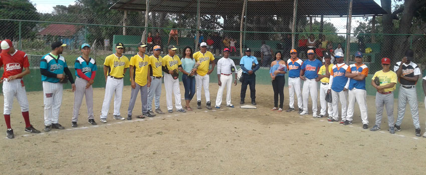Dedican torneo de softbol a Coopsano 1 Liga Ramon Vargas Coopsano 2017 3