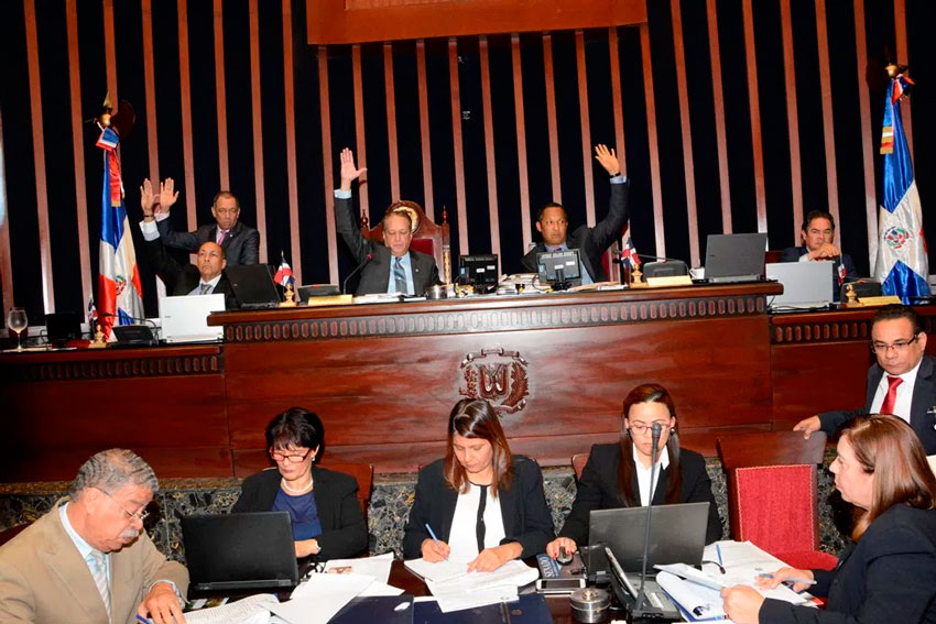 Senado ratifica nombramientos de varios embajadores 1 Senado ractifica FE