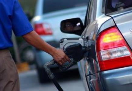 El Gobierno rebajó los precios de los combustibles para semana del 17 al 23 1 combustible 1