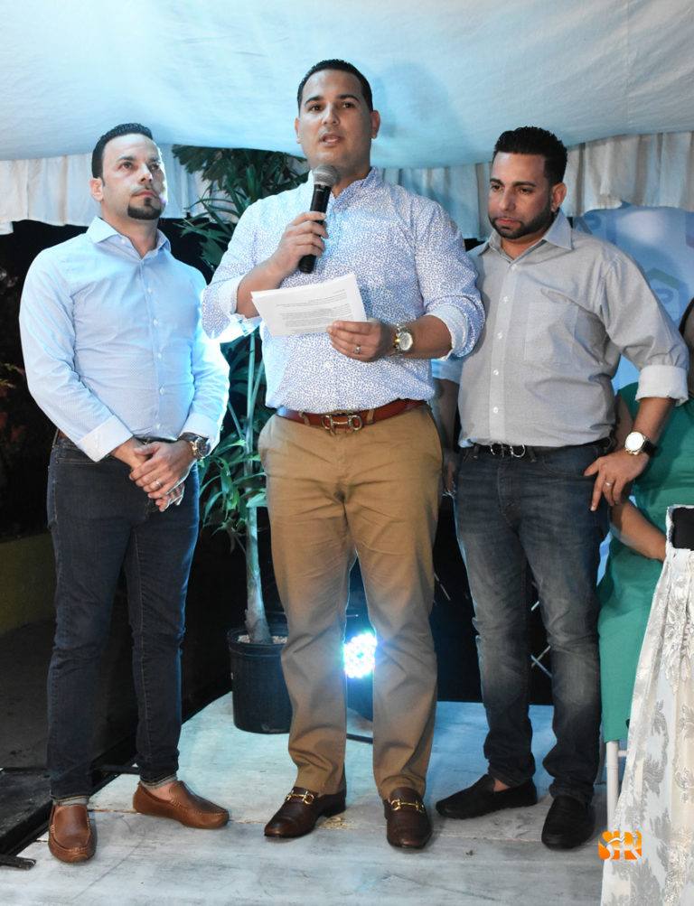 Inauguran local: AP Letreros & Publicidad