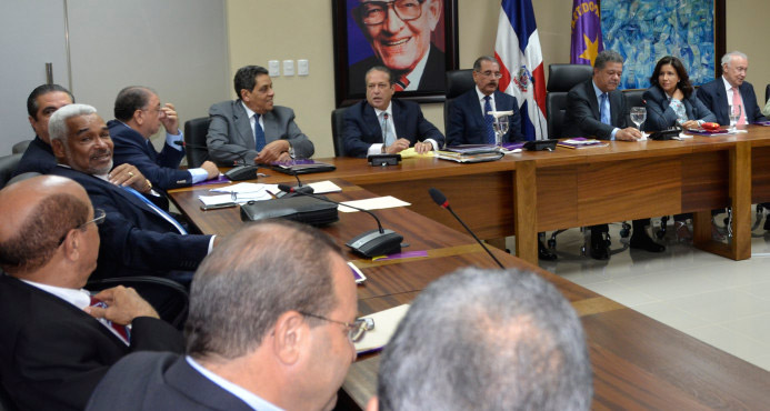 El Comité Político mantiene en suspenso temas que afectan al PLD