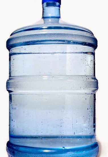 Salud Pública alerta sobre consumir agua envasada expuesta al sol 1 botellon agua
