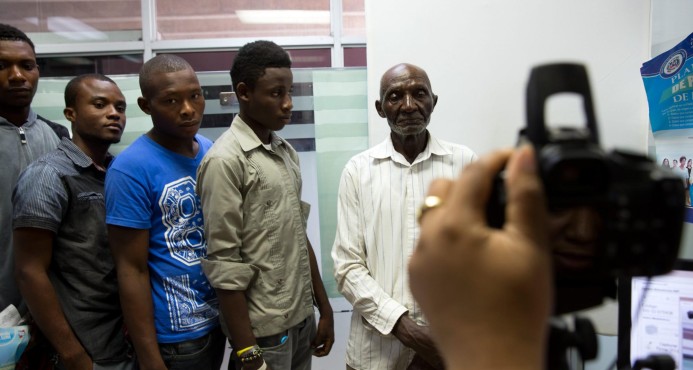 Exdirector de Migración se opone a extensión del plazo del Plan Nacional de Regularización de Extranjeros