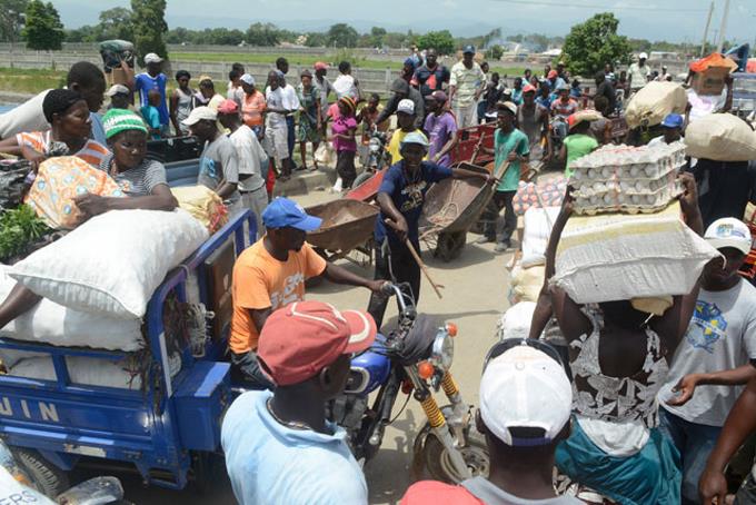 Autoridades haitianas impiden entrada de varios productos de la R. Dominicana