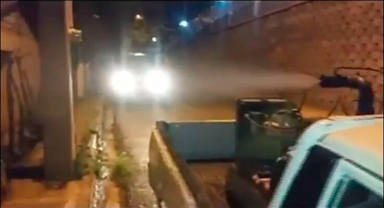 Director Provincial de Salud realiza jornada de fumigación contra el Dengue en los barrios de Sabaneta