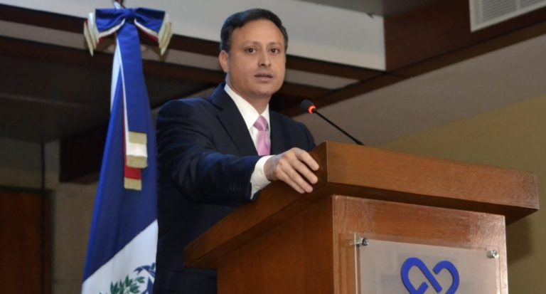 Procurador ordena MP solicitar mayores penas contra adultos tengan relaciones maritales con menores