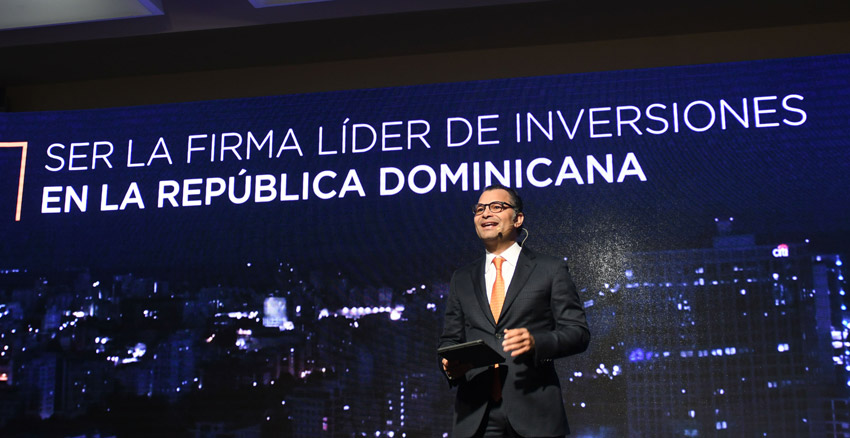 Empresa Excel presenta nueva visión de negocios 1