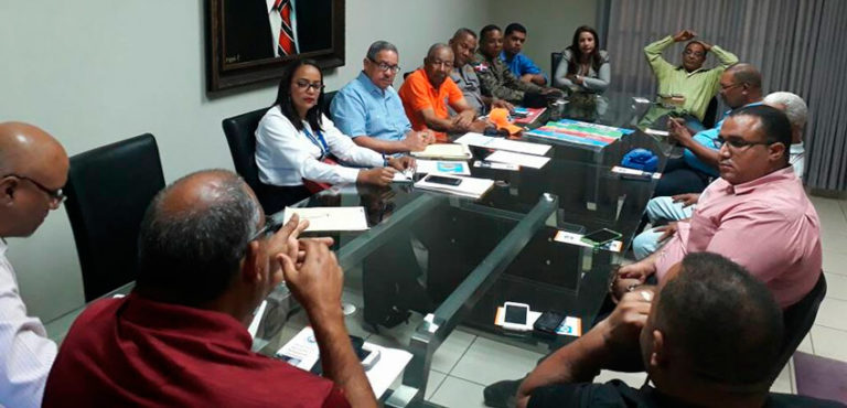 Gobernador Miguel Ángel Núñez reúne comité de emergencia