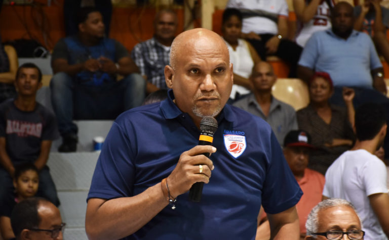 Inauguran XVII Torneo de Baloncesto Superior de Santiago Rodríguez