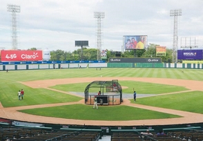 Desde ayer no hay boletas para el juego de esta noche entre Águilas y Licey en el Quisqueya