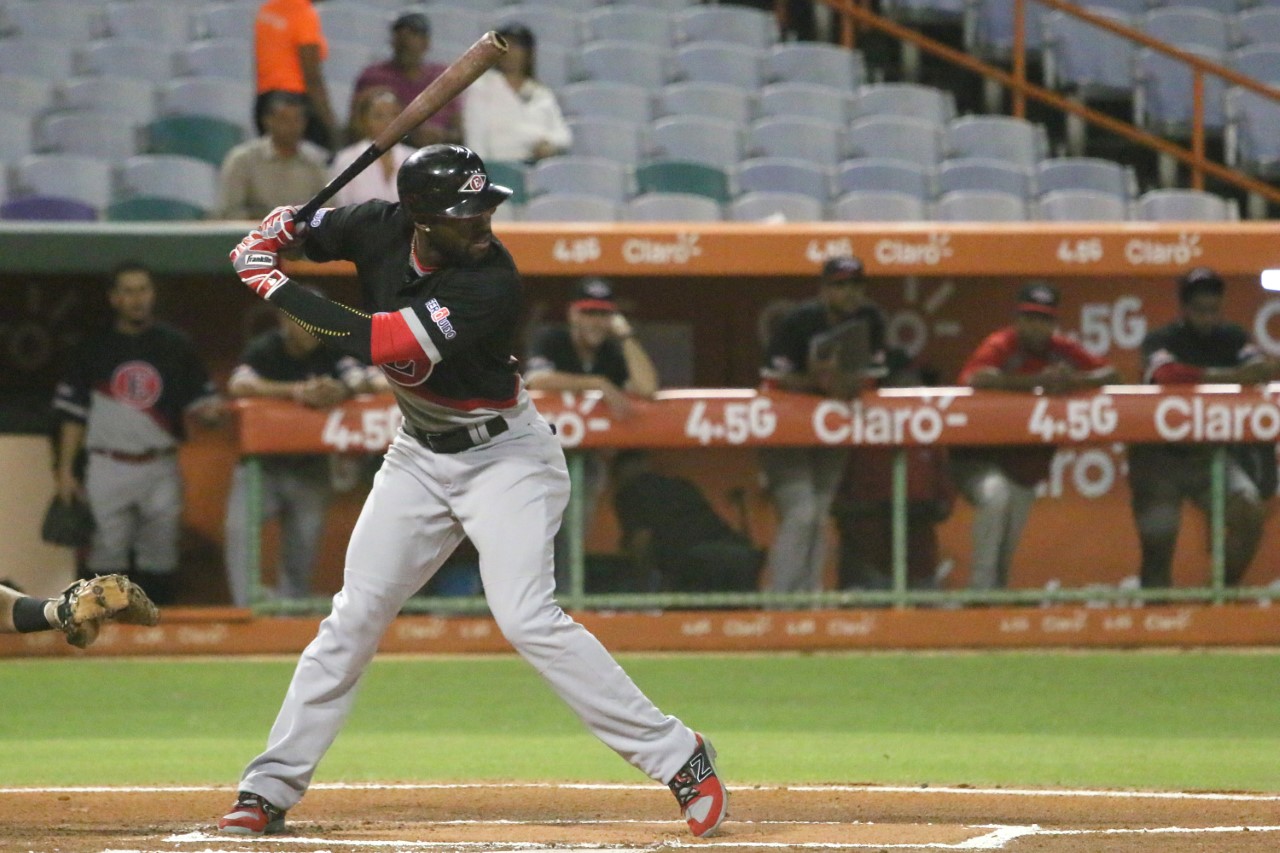 Leones vencen Toros, Licey y Gigantes obtienen triunfos 1 Starlin Marte