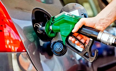 Precios de los combustibles bajarán dos y tres pesos semana próxima