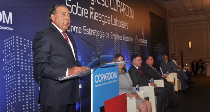 Llaman a aplicar el alza salarial pendiente