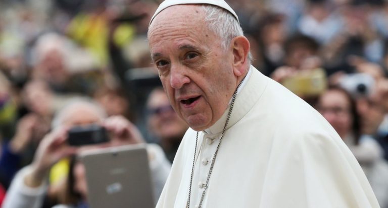 El papa aprueba la histerectomía cuando el útero no es viable para embarazo